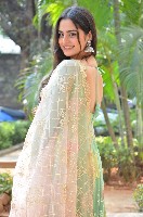 Ayesha Khan Photos